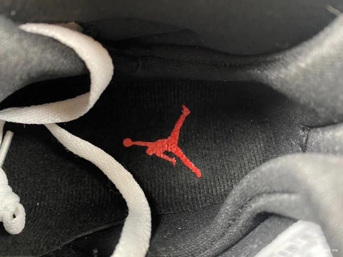 Rep MAX Jordan Bugs 305381-103 (2013) Bunny Air Retro 8 0809